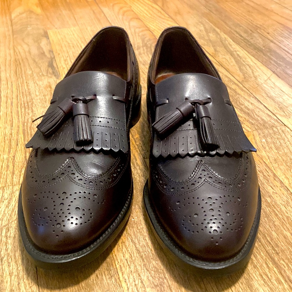 Allen Edmonds Arlington Tassel Loafer Men’s 9.5 C Width in Burgundy Leather